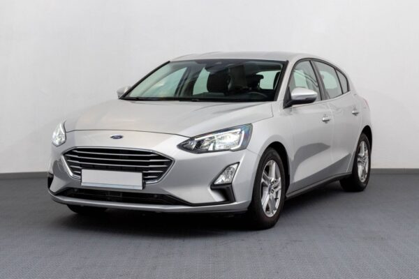 inchiriere ford focus 2020